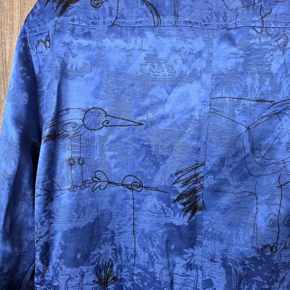 Chico's Shirt Women's Size 1 (US Medium) Blue Black Accents Monkey Elephant Silk - Picture 8 of 9